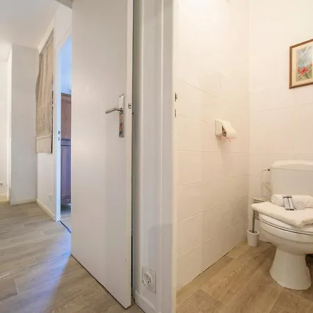 Sleeps 6 Apartment *