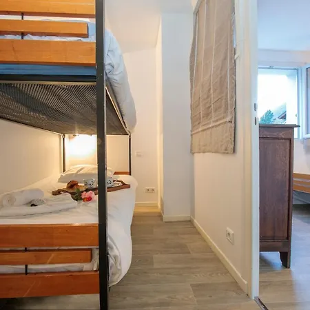 Sleeps 6 Apartment *