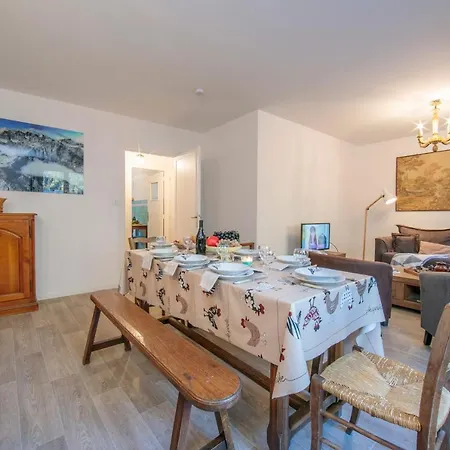 Sleeps 6 Apartment *