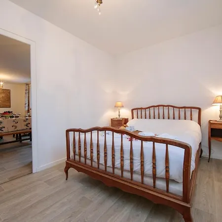 Sleeps 6 Chamonix