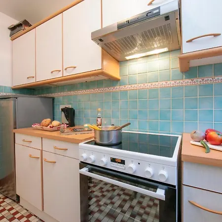 Sleeps 6 Apartment *