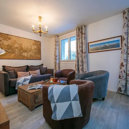 Sleeps 6 Chamonix
